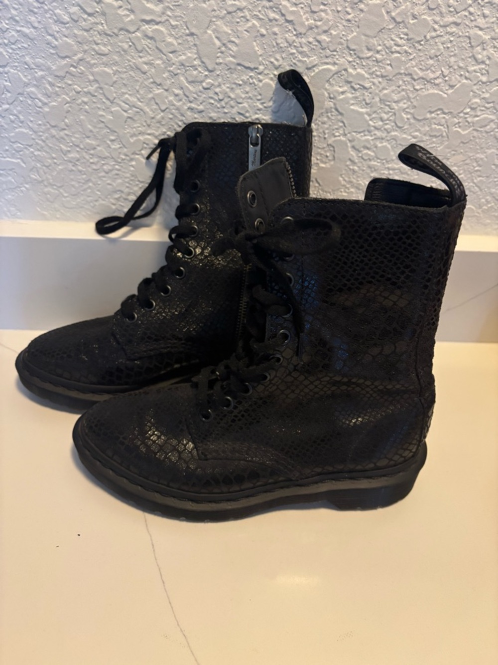 Dr. Martens 10 eye Black Leather snakeskin Lace-Up Boots with Side Zipper